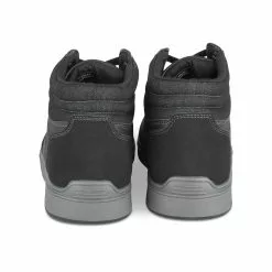 Baskets NOIR FREECODER -Claquettes Soldes baskets noir freecoder 38