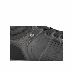 Baskets NOIR FREECODER -Claquettes Soldes baskets noir freecoder 39