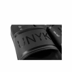 Claquettes NOIR UNYK -Claquettes Soldes claquettes noir unyk 34