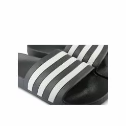 Claquettes NOIRES Adilette Aqua ADIDAS 11 Claquettes NOIRES Adilette Aqua ADIDAS -Claquettes Soldes claquettes noires adidas adilette aqua 4